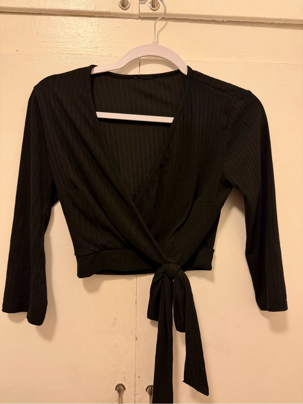 H&M Black Ribbed Wrap Tie-Front Crop Top